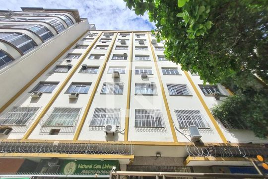 Fachada de apartamento para alugar com 2 quartos, 75m² em Maracanã, Rio de Janeiro
