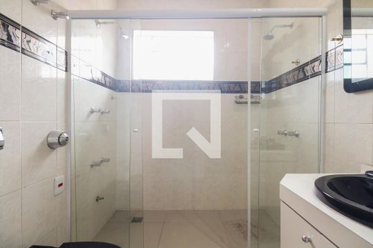 Banheiro Suíte de casa à venda com 4 quartos, 400m² em Penha de França, São Paulo