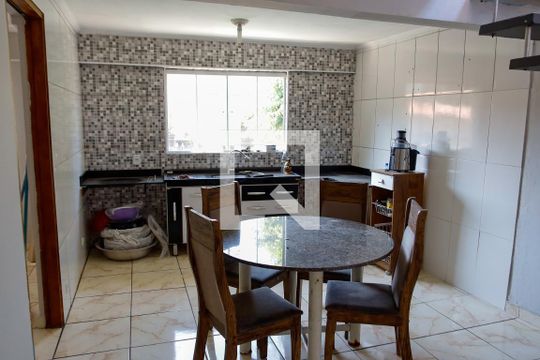 Cozinha de casa à venda com 3 quartos, 142m² em Santo Antônio, Osasco