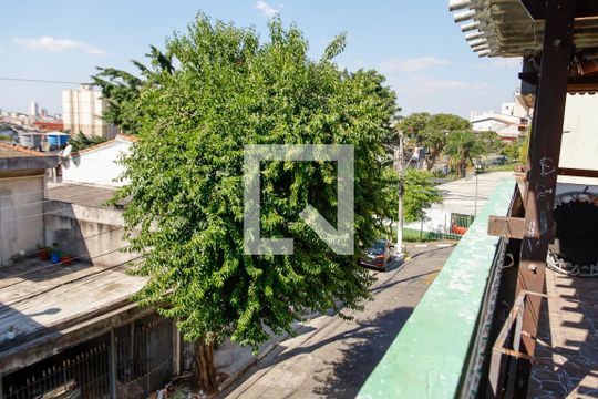 Vista de casa à venda com 3 quartos, 142m² em Santo Antônio, Osasco