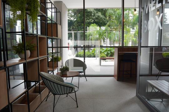 Área comum de kitnet/studio à venda com 1 quarto, 27m² em Pinheiros, São Paulo