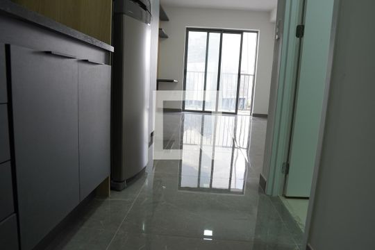 Cozinha de kitnet/studio à venda com 1 quarto, 27m² em Pinheiros, São Paulo