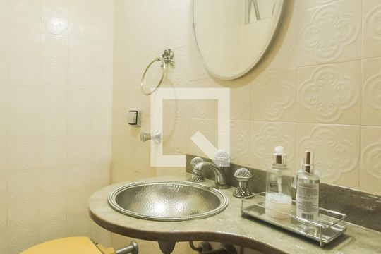 Lavabo de apartamento à venda com 3 quartos, 174m² em São João, Porto Alegre