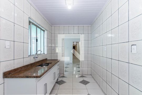 Cozinha de casa para alugar com 2 quartos, 103m² em Vila Augusta, Guarulhos