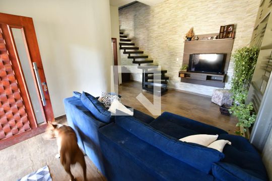 Sala de casa à venda com 4 quartos, 240m² em Jardim Conceição, Campinas