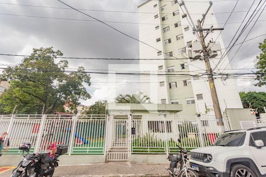 Fachada de apartamento para alugar com 2 quartos, 48m² em São João Clímaco, São Paulo