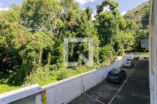 Vista do Corredor de casa de condomínio à venda com 3 quartos, 91m² em Jacarepaguá, Rio de Janeiro