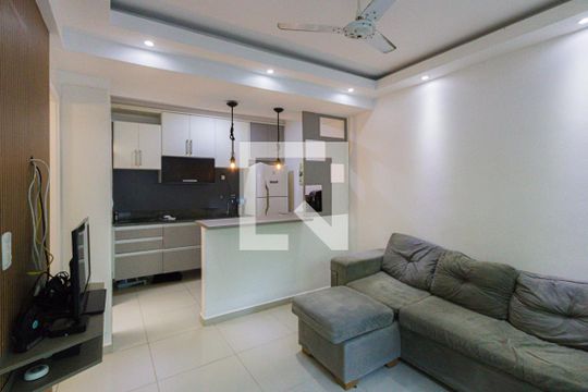 Sala de casa de condomínio à venda com 3 quartos, 91m² em Jacarepaguá, Rio de Janeiro