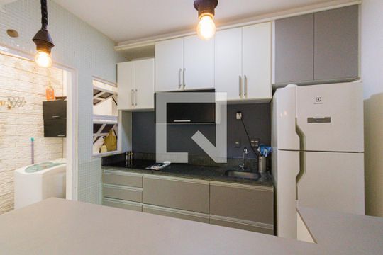 Cozinha de casa de condomínio à venda com 3 quartos, 91m² em Jacarepaguá, Rio de Janeiro