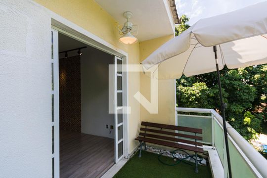 Varanda da Suíte de casa de condomínio para alugar com 3 quartos, 91m² em Jacarepaguá, Rio de Janeiro