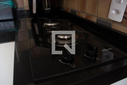 Cozinha de kitnet/studio para alugar com 1 quarto, 40m² em Paraíso do Morumbi, São Paulo