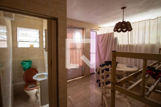 Área de Serviço de casa à venda com 2 quartos, 250m² em Limoeiro, São Paulo