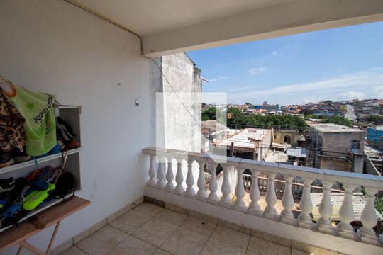 Quarto 1 / Varanda de casa à venda com 2 quartos, 250m² em Limoeiro, São Paulo