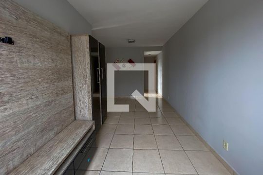 Sala de apartamento para alugar com 3 quartos, 68m² em Salgado Filho, Belo Horizonte