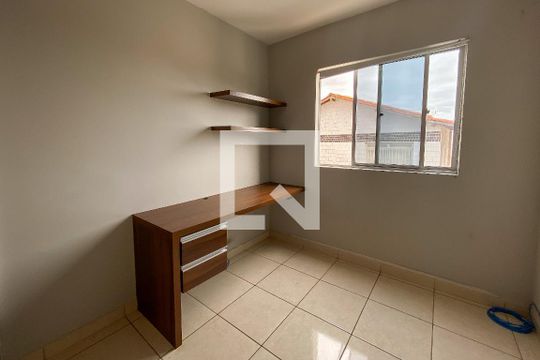 Quarto 1 de apartamento para alugar com 3 quartos, 68m² em Salgado Filho, Belo Horizonte