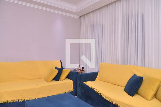 Sala de casa à venda com 3 quartos, 176m² em Vila Pires, Santo André