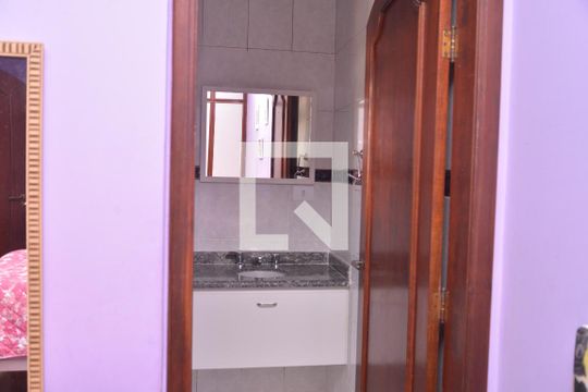 Quarto de casa à venda com 3 quartos, 176m² em Vila Pires, Santo André
