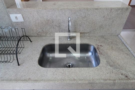 Cozinha e Área de Serviço de apartamento para alugar com 2 quartos, 50m² em Bandeirantes (pampulha), Belo Horizonte