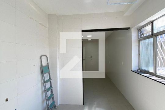 Área de Serviço de apartamento à venda com 3 quartos, 150m² em Higienópolis, Rio de Janeiro