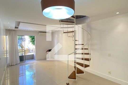 Sala de apartamento à venda com 3 quartos, 150m² em Higienópolis, Rio de Janeiro