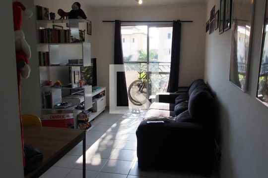 Sala de apartamento para alugar com 2 quartos, 66m² em Medeiros, Jundiaí
