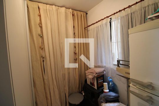 Despensa de casa à venda com 3 quartos, 198m² em Chora Menino, São Paulo