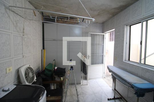 Área de Serviço de casa à venda com 3 quartos, 198m² em Chora Menino, São Paulo