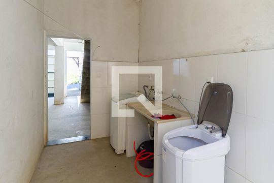 Área de serviço de casa à venda com 2 quartos, 274m² em Arvoredo Ii, Contagem