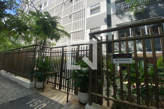 Fachada de apartamento à venda com 3 quartos, 100m² em Leblon, Rio de Janeiro