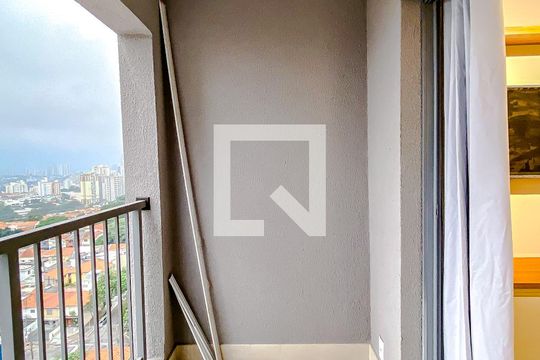 Varanda de kitnet/studio para alugar com 1 quarto, 25m² em Vila Mariana, São Paulo