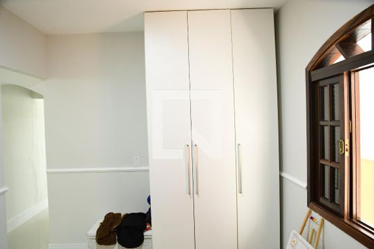 Quarto 1 de casa para alugar com 2 quartos, 100m² em Jardim do Engenho, Cotia