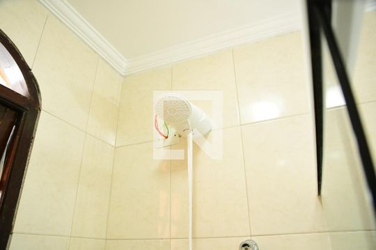 Banheiro de casa para alugar com 2 quartos, 100m² em Jardim do Engenho, Cotia