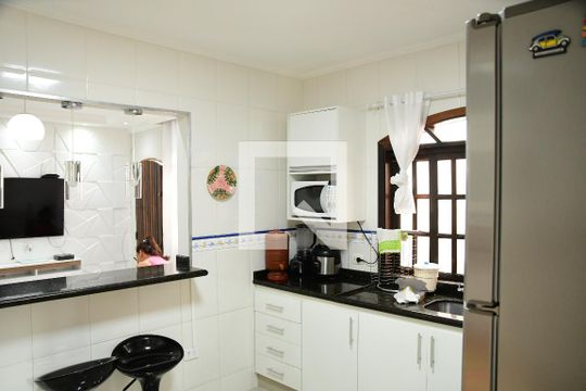 Cozinha de casa para alugar com 2 quartos, 100m² em Jardim do Engenho, Cotia