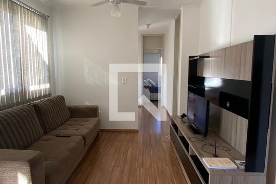 Sala de apartamento para alugar com 3 quartos, 67m² em Morro Santana, Porto Alegre