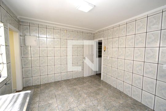 Cozinha de casa para alugar com 3 quartos, 110m² em Vila Friburgo, São Paulo