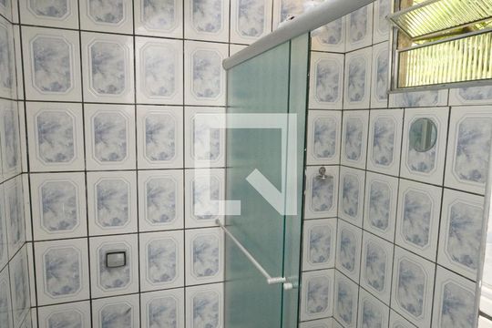 Banheiro de casa para alugar com 3 quartos, 110m² em Vila Friburgo, São Paulo