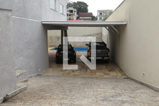 Corredor Externo Entrada Garagem de casa à venda com 4 quartos, 280m² em City América, São Paulo