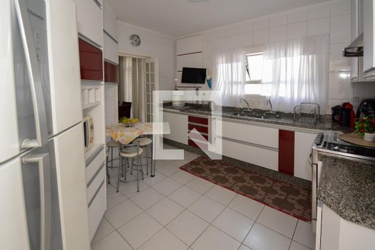 Cozinha de apartamento à venda com 3 quartos, 156m² em Nova Petrópolis, São Bernardo do Campo