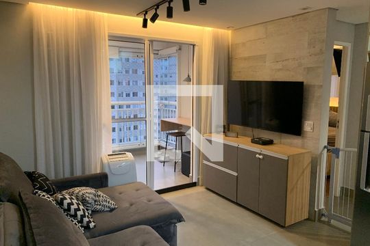 Sala  de apartamento à venda com 2 quartos, 48m² em Cambuci, São Paulo