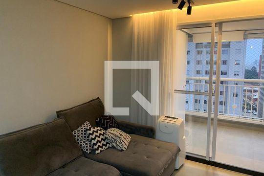 Apartamento à venda com 2 quartos, 48m² em Cambuci, São Paulo