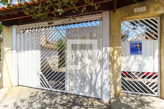 Fachada de casa de condomínio à venda com 2 quartos, 62m² em Itaquera, São Paulo