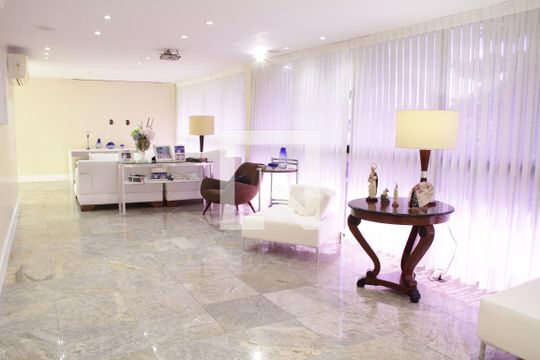 Sala 2 de apartamento à venda com 6 quartos, 700m² em Barra da Tijuca, Rio de Janeiro