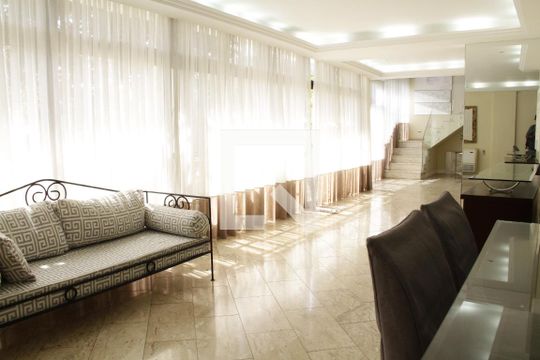 Apartamento à venda com 6 quartos, 700m² em Barra da Tijuca, Rio de Janeiro