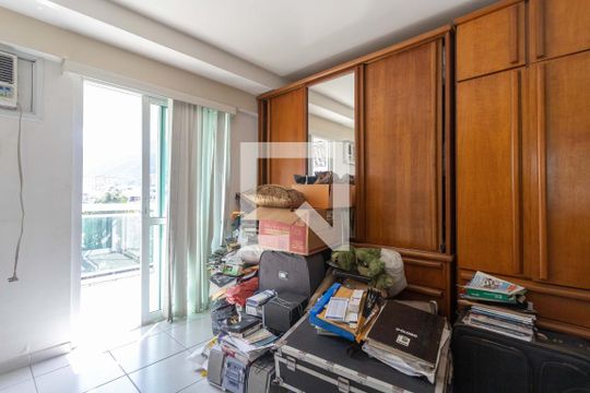 Quarto1 de apartamento para alugar com 1 quarto, 173m² em Humaitá, Rio de Janeiro