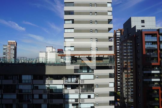 Vista da Sala de apartamento para alugar com 2 quartos, 60m² em Pinheiros, São Paulo