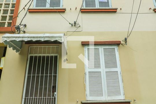 Fachada de apartamento à venda com 4 quartos, 90m² em Passo da Areia, Porto Alegre