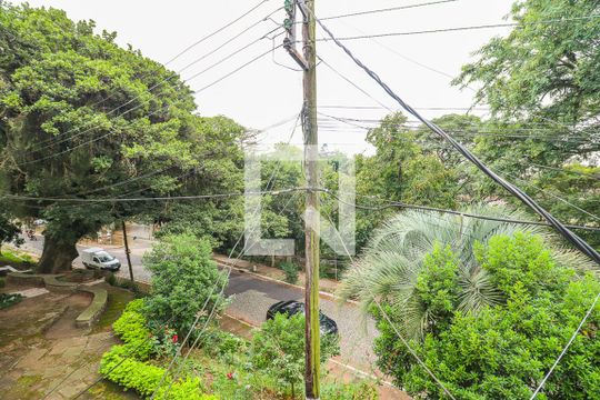 Vista de apartamento à venda com 4 quartos, 90m² em Passo da Areia, Porto Alegre