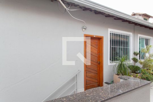 Fachada de casa à venda com 2 quartos, 64m² em Jaqueline, Belo Horizonte