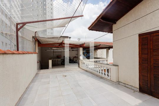 Área de Serviço de casa à venda com 3 quartos, 260m² em Santa Maria, Santo André