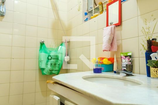 Lavabo de casa à venda com 3 quartos, 210m² em Vila Gomes Cardim, São Paulo